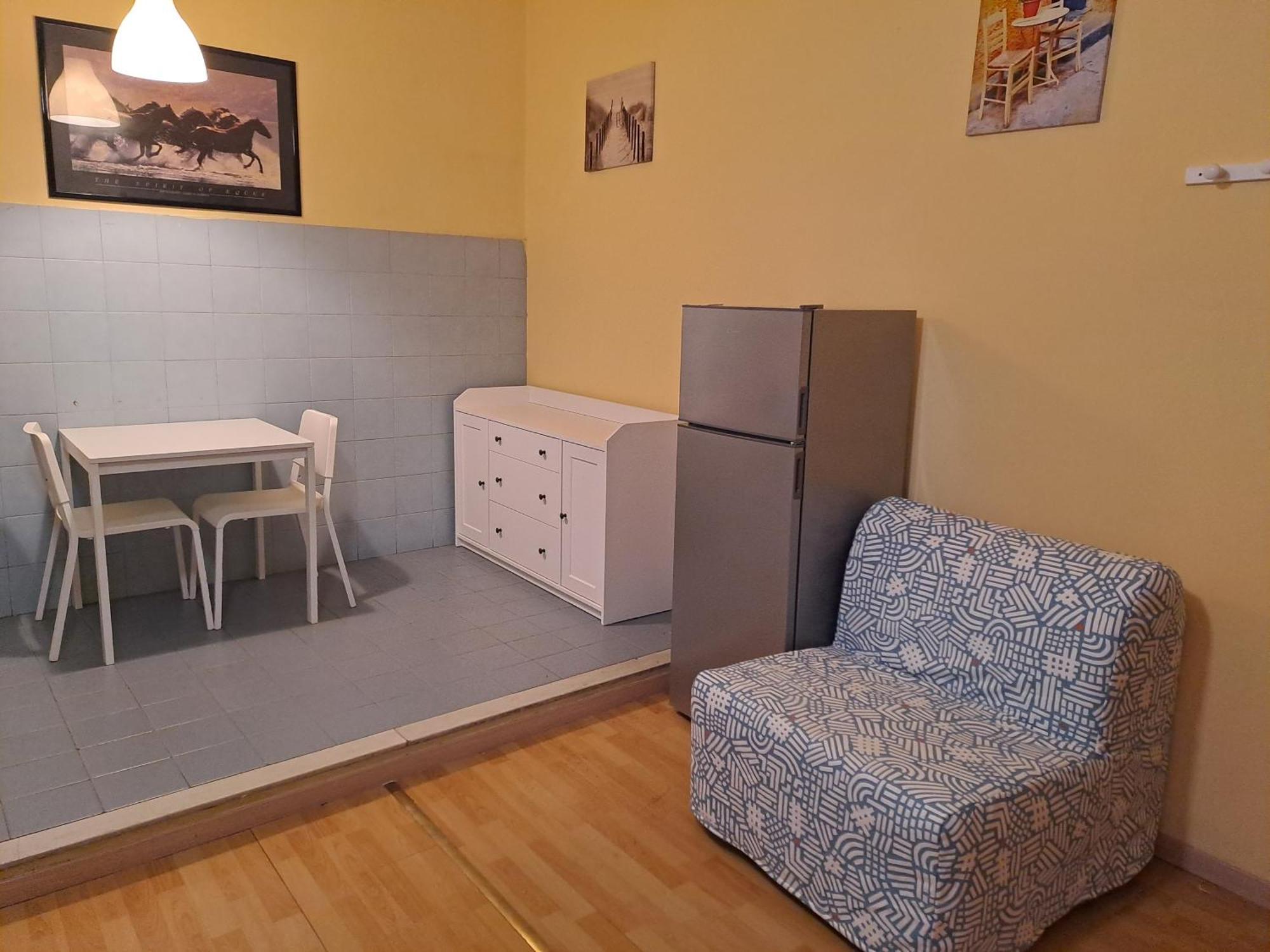 Giappone Inn Flat Ливорно Экстерьер фото