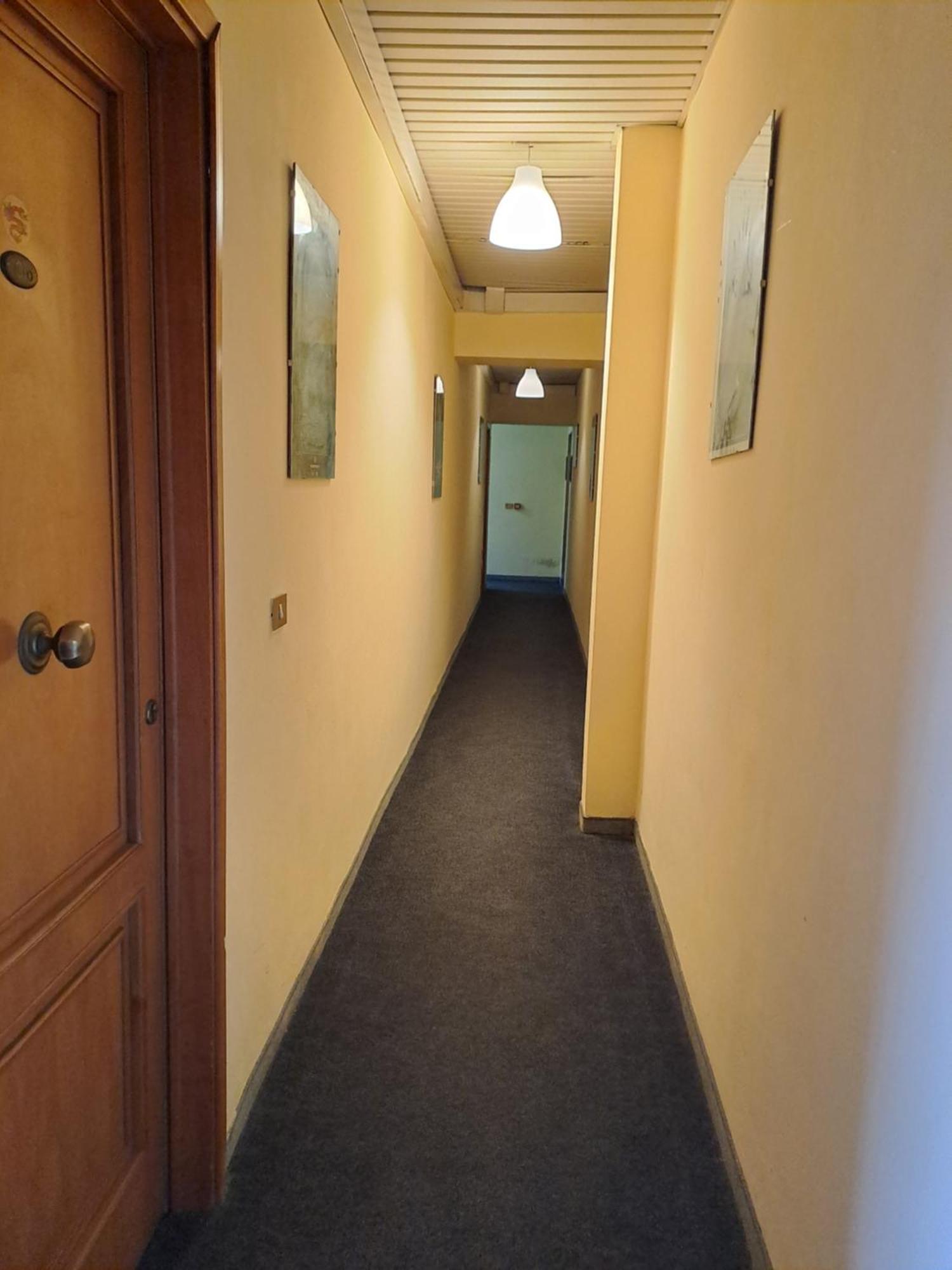 Giappone Inn Flat Ливорно Экстерьер фото